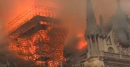 SIMBOL PARIZA PROGUTAO JE PLAMEN PRE 5 GODINA Evo kako Notr Dam izgleda danas, 10 dana pred otvaranje (VIDEO)