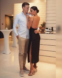 "NISAM MOGLA DA MU KAŽEM NE" Voditeljka Pinka odustala od veridbe sa 16 godina starijim trenerom, a sada čeka drugo dete sa ovim biznismenom!