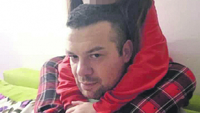 OPTUŽENI SE RUGAO DEVOJČICI KOJA JE PLAKALA U SUDU Ćerka bivšeg policajca doživela traumu na očevom suđenju