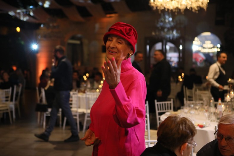 VELIKI RASHODI I AUDI U NARANDŽASTOJ BOJI Lepa Lukić o karijeri i pismima koje je dobijala od obožavalaca