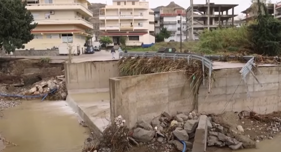 POPLAVE UNIŠTILE GRČKU! Solun ostao u mraku, oluja ruši sve pred sobom! (VIDEO)