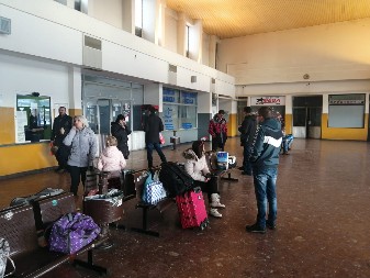 OTKAZANI POLASCI, PUTNIKE ŠALJU NA AUTOBUSE Kolaps železničkog saobraćaja u Crnoj Gori