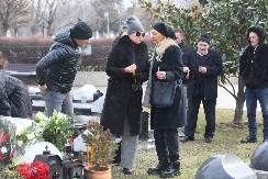 ŠABANOVU SMRT JE JEDVA PREŽIVEO, A DANAS MU SE NIJE POJAVIO NA POMENU Svi su se pitali zašto danas na groblju nema njega, a bili su nerazdvojni!