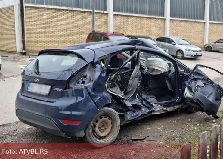 ANI GOLE HITNO POTREBNA KRV, PREBAČENA IZ BIJELJINE U BEOGRAD Njene dve drugarice poginule