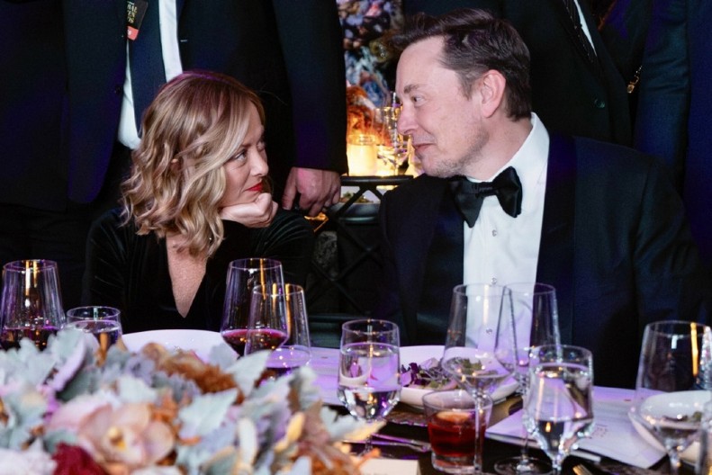 JEDNA REČ MU BILA DOVOLJNA Mask podelio objavu o Đorđi Meloni