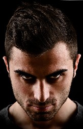 TOLIKO SU OKRUTNI DA IM SE BOLJE SKLONITE SA PUTA Ova 4 znaka su najsurovija kada im se neko zameri, ne biraju reči