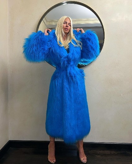 "RULJA VOLI NASILJE, LINČ I BUKU, A KADA TO PROĐE..." Jelena Karleuša nikad žešće o protestima, evo šta je poručila roditeljima!