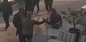 BURA OKO TENDERA ZA ZAKUP PLAŽA NE JENJAVA! DPS tajkuni se našli u problemu: U Budvi napadnut ministar Radunović (VIDEO)