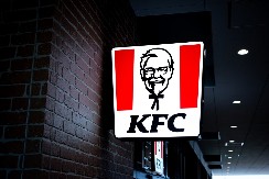 KRAJ JEDNE ERE KFC nakon 95 godina seli sedište, zaposleni u neizvesnosti