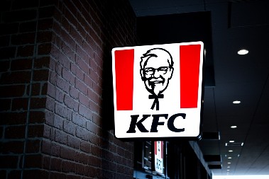 KRAJ JEDNE ERE KFC nakon 95 godina seli sedište, zaposleni u neizvesnosti
