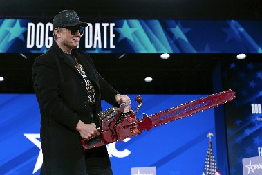 "OVO JE ZA BIROKRATIJU" Mask pokazao motornu testeru