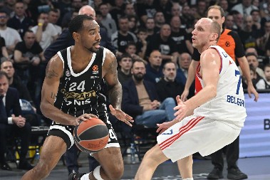 NOVI IGRAČ REALA SRUŠIO KANADU Košarkaš Partizan izgubio u dalekoj Dominikani