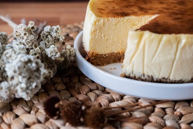 NJUJORŠKI ČIZKEJK Najpopularniji kolač sa sirom koji pomera granice dobrog ukusa