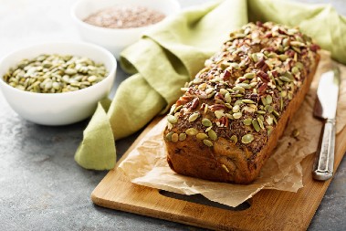 INTEGRALNI HLEB SA ČIA SEMENKAMA Zdrav i ukusan, samo dodajte omiljeni prilog