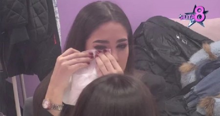 JECAJI ANĐELE ĐURIČIĆ ODZVANJAJU BELOM KUĆOM! Slomila se potpuno zbog Gastoza, grca u suzama!