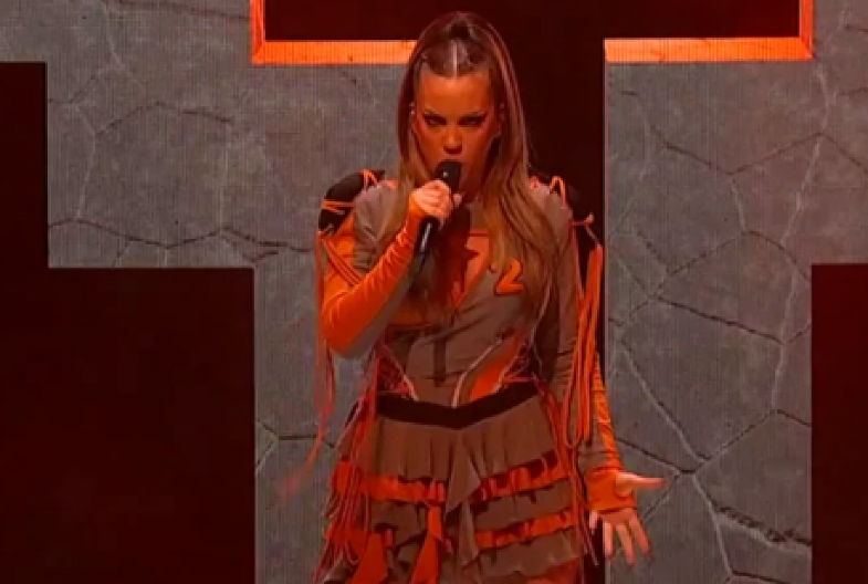 OVO JE ZAPRAVO PRAVO IME MIMI MERCEDEZ! Niko nije znao, evo šta joj piše o ličnoj karti, šokiraćete se!