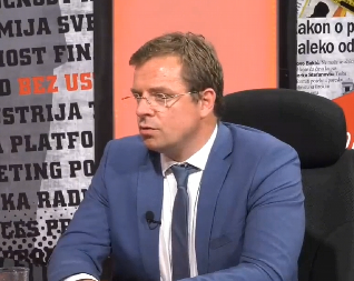 NATO SLUGA STOJKOVIĆ DAO IZJAVU ZA "SLOBODNU BOSNU" Smeta mu što Vučić ne da na Srbiju i Srbe (FOTO)