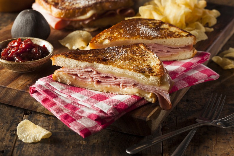 MONTEKRISTO SENDVIČI Slasni i hrskavi, za gurmanski doručak