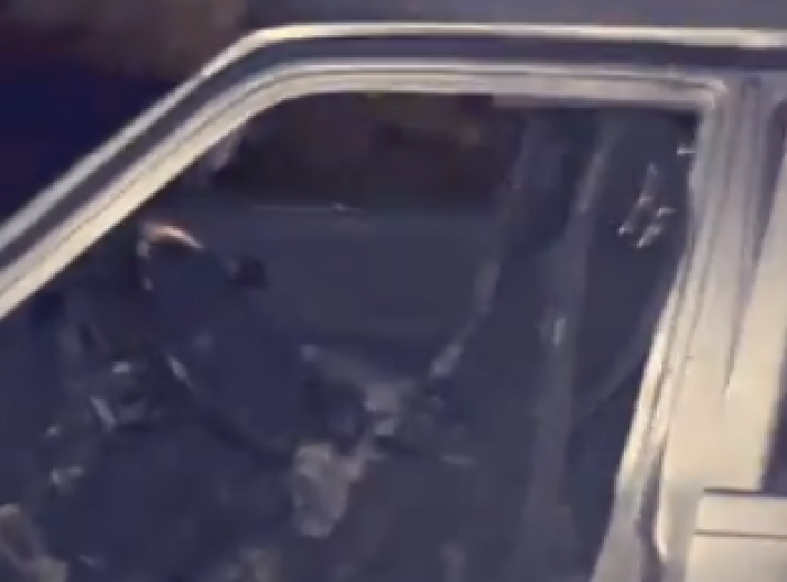 AUTOMOBIL OFICIRA RUSKOG FSB DIGNUT U VAZDUH! Rusi po gradu jure gerilce, napad Ukrajinaca u Marijupolju (UZNEMIRUJUĆI VIDEO)