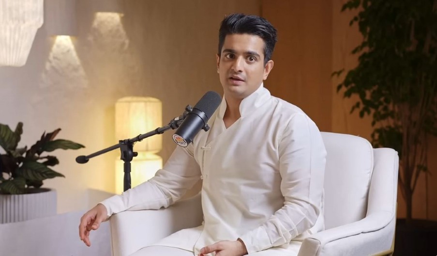 IZNEO KONTROVEZNE KOMENTARE Sud Indije dozvolio influenseru da nastavi da objavljuje svoj podkast, ali pod OVIM USLOVIMA