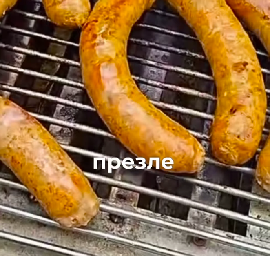 KO OVO PLAĆA? Žale žrve uz roštilj i kolače! (VIDEO)