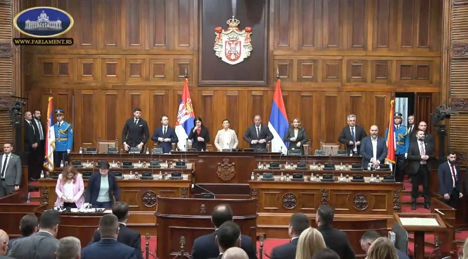 OPOZICIJA NIJE HTELA DA GLASA DA SE ISPUNJENJE 4. STUDENTSKOG ZAHTEVA STAVI NA DNEVNI RED!