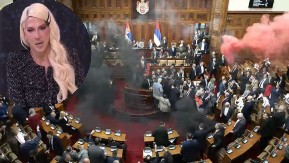 "IZBACITE BAGRU IZ SKUPŠTINE" Jelena Karleuša zagrmela nakon incidenata: "Klošari, gađaju žene, pokazali su pravo lice"