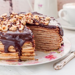 TORTA OD PALAČINKI Neodoljiva poslastica koja se pravi lako, a osvaja na prvi zalogaj