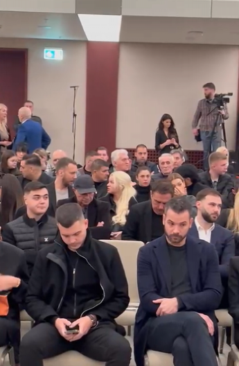 NJU SU SVI OČEKIVALI, A NIJE SE POJAVILA! Sa Sašom se pomirila pred smrt, a sada nije došla na komemoraciju!