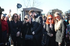 OVO JE BACILA U SAŠIN GROB! Suzana je ovim postupkom pokazala koliko ga je volela