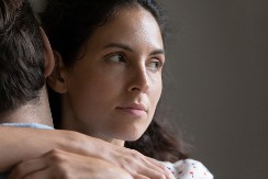 OVA 2 SIGNALA NEPOGREŠIVO OTKRIVAJU PRELJUBNIKE  Nikada vas neće izneveriti, a vi ćete sa sigurnošću znati da li švrlja okolo