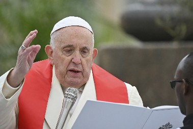 HITNO SE OGLASIO VATIKAN! Ovo su najnovija saznanja o stanju Papa Franje