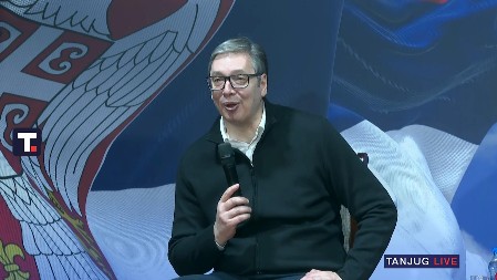 "NEZAVISNI STE ONOLIKO KOLIKO SAMI DONOSITE ODLUKE..." Predsednik razgovarao sa građanima u Beloj Crkvi (VIDEO)