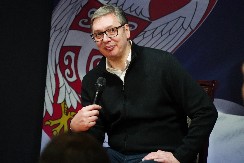 VUČIĆ SE UPRAVO OGLASIO VIDEO-PORUKOM Sve što radimo, radimo za našu Srbiju, za našu decu!