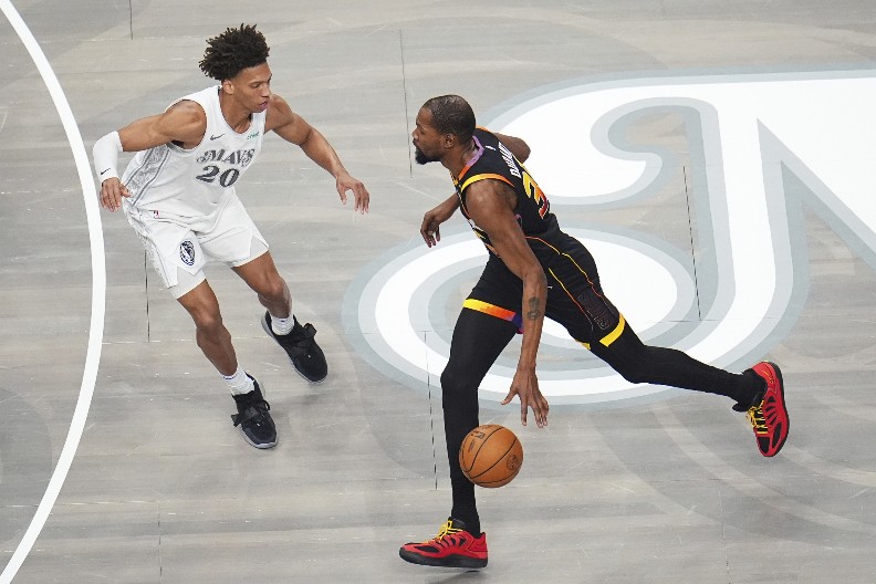 MICIĆ PONOVO POSMATRAČ Buker i Durent vodili Finiks do pobede nad Dalasom