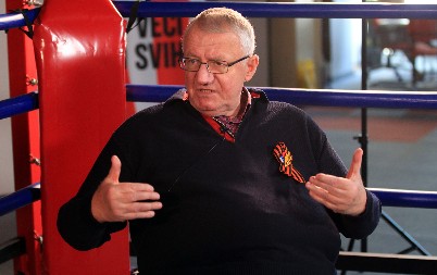 ŠEŠELJ PREDLAŽE PRINUDNU UPRAVU NA UNIVERZITETIMA Od sledećeg ponedeljka mora da krene nastava