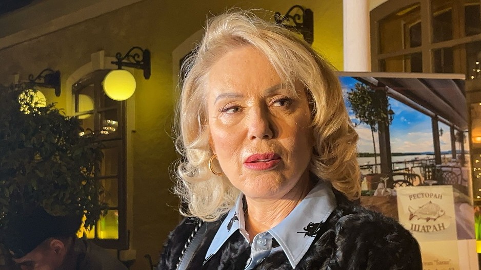 "NEUGODNO MI JE DA PRIČAM O TOME" Lepa Brena odgovorila na spekulacije da nije bila u dobrim odnosima sa Sašom Popovićem (VIDEO)