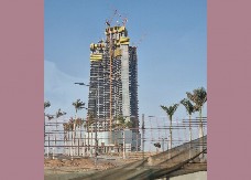 ARAPI PRKOSE GRAVITACIJI Gradi se neboder čak kilometar visok