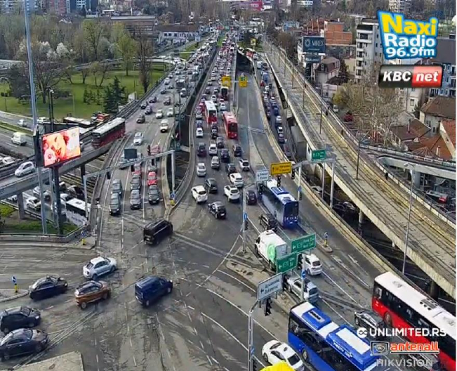 NA SVE STRANE KOLAPS U BEOGRADU! Kolona vozila na Pančevcu i Gazeli! (FOTO)
