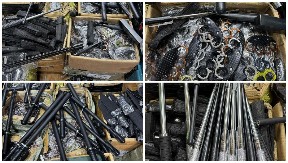 SPREMILI SU PALICE, ŠOKERE! ŽELE KRV 15. MARTA! Ekskluzivno: Gledajte šta je policija zaplenila na periferiji Beograda