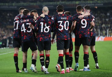 DRAMA U LIGI EVROPE Tadić promašio penal, Rendžers izbacio Murinjov Fenerbahče, Junajted zaigrao kao nekada