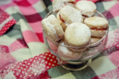 POSNE VANILICE Sitni kolači kao osmišljeni za svečanu trpezu