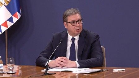 VUČIĆ O RAZGOVORU SA TRAMPOM MLAĐIM Važno je da se sačuva sećanje na to šta se dogodilo 1999. godine i na naše žrtve