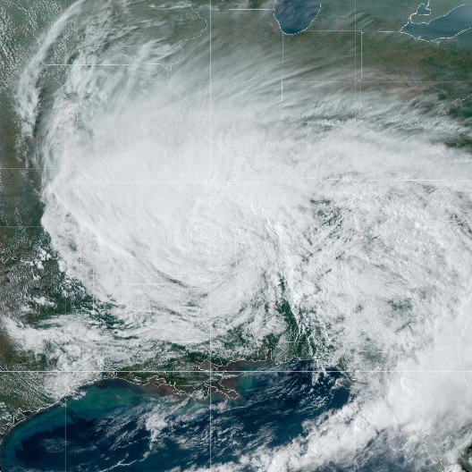 32 OSOBE POGINULE U SMRTONOSNOJ OLUJI U blokadi im je bila cela zemlja