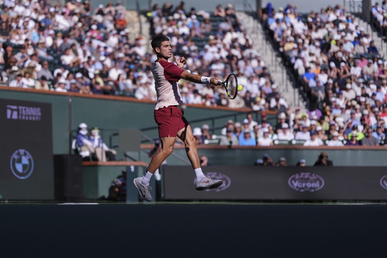 ŠOK ZA ALKARAZA Španac neće braniti titulu, doživeo bolan udarac