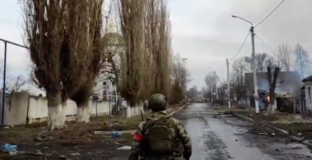 BOLESNI SU, TEŠKO SE KREĆU: Iz Sudže evakuisano 40 civila, sa sobom poneli samo najpotrebnije