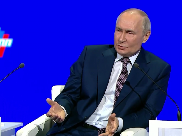 "IZVINITE, ALI...." Putin se iznervirao u emisiji uživo! (VIDEO)