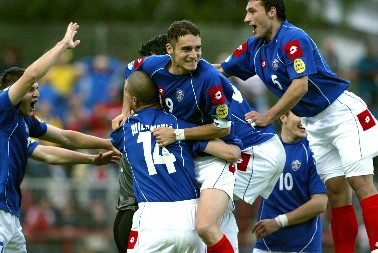 SLAVIĆEMO TVOJE IME, A TI NAS ČUVAJ