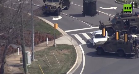 NAPADAČ U BEKSTVU! Pucnjava ispred sedišta CIA (VIDEO)