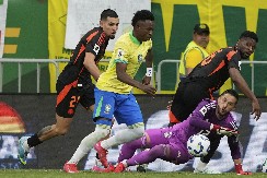 VINISIJUS HEROJ BRAZILA Realov superstar u 99. minutu doneo pobedu "kariokama"